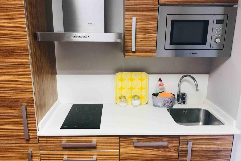 Loft Con Entrada Autonoma/Terraza/Wifi En Centro Apartment โอโกรูญา ภายนอก รูปภาพ